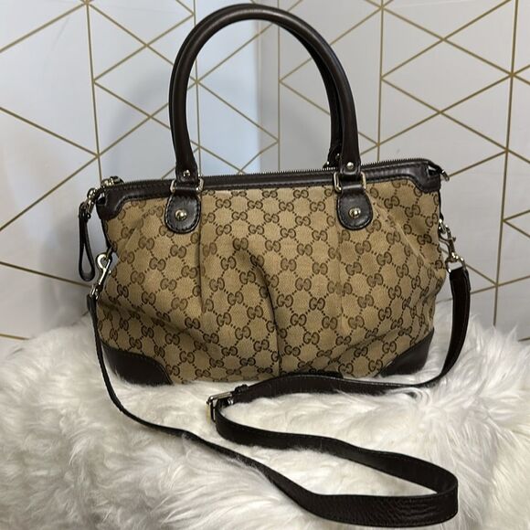 💯Authentic Gucci Two-Way Handbag🍀 - Picture 7 of 16